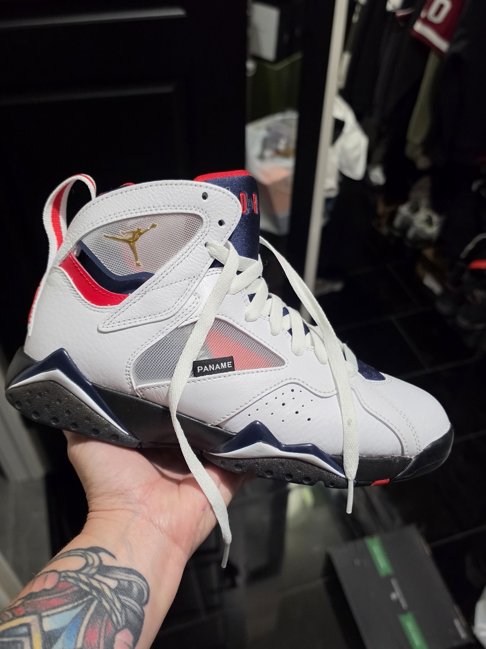 Air Jordan Mens White/Navy/Red Basketball Shoes